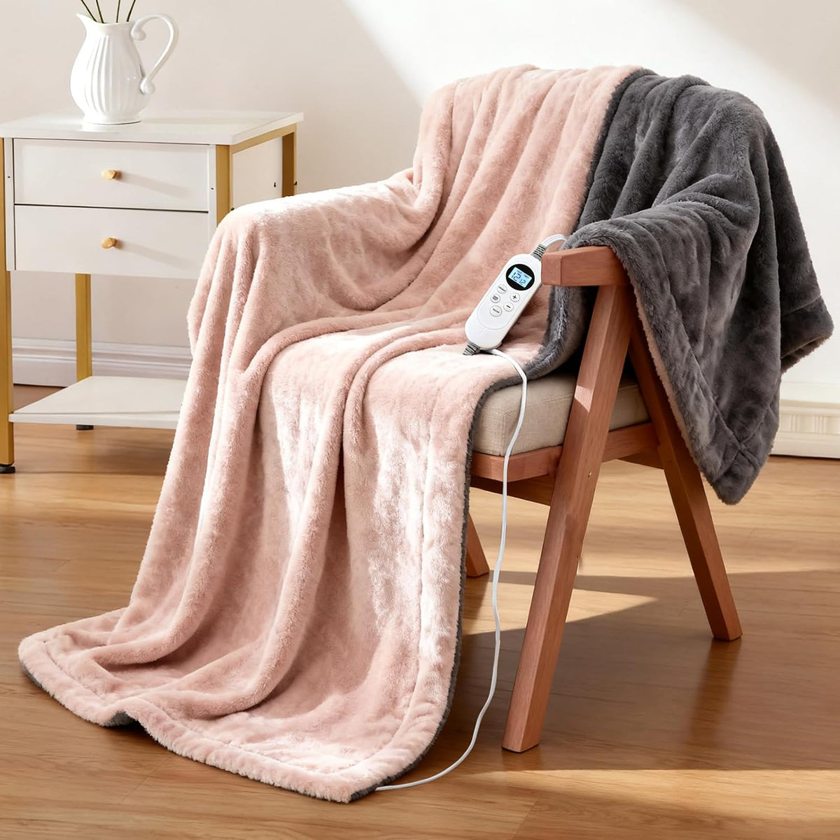 Eastsora Ribbed Plush Heated Blanket — Pink & gray, Single - 50" x 60" — image 1